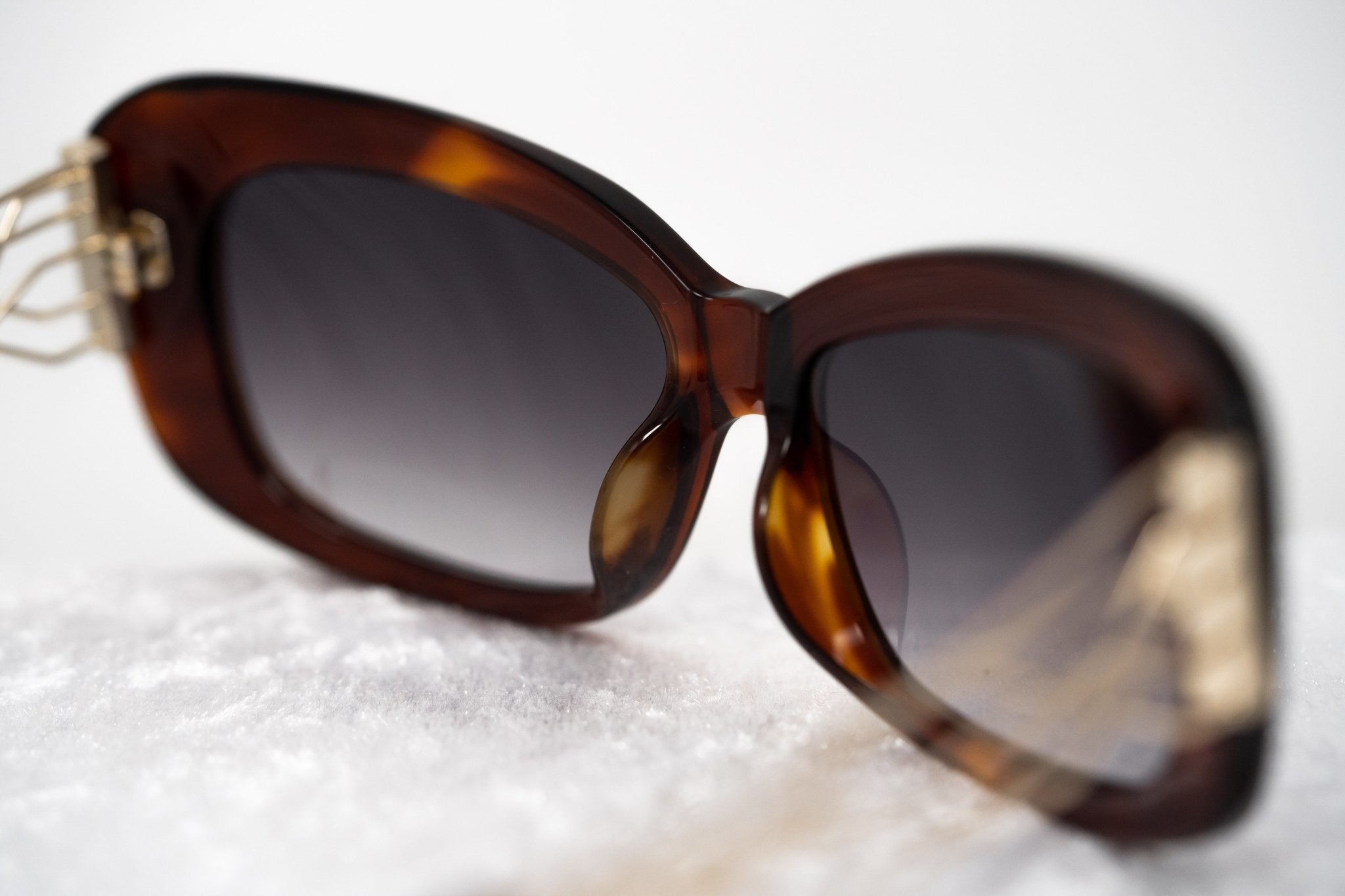 Prabal Gurung Sunglasses Rectangle Tortoise Shell and Grey-GR8 Sunglasses