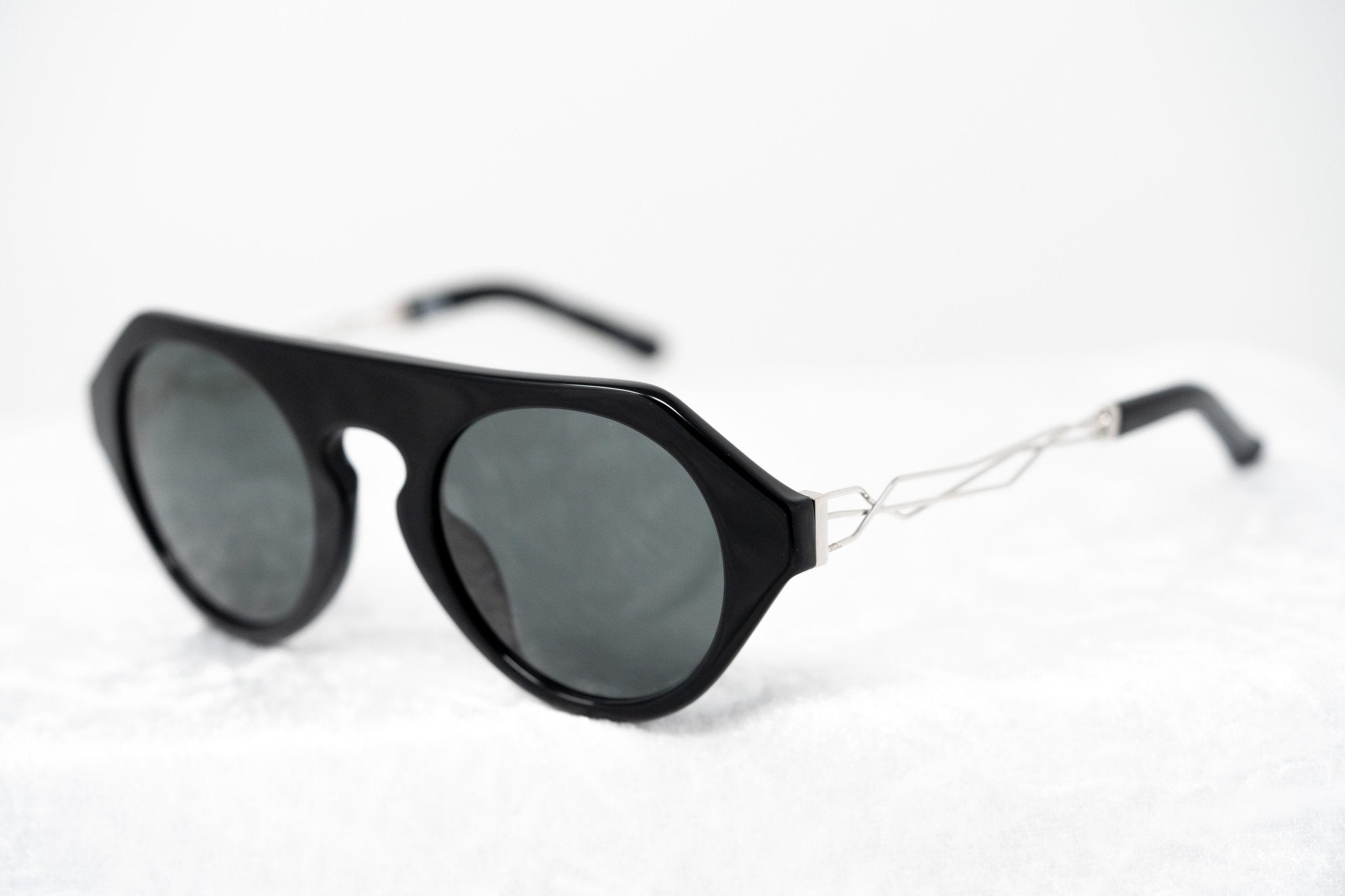 Prabal Gurung Sunglasses Round Black and Grey-GR8 Sunglasses