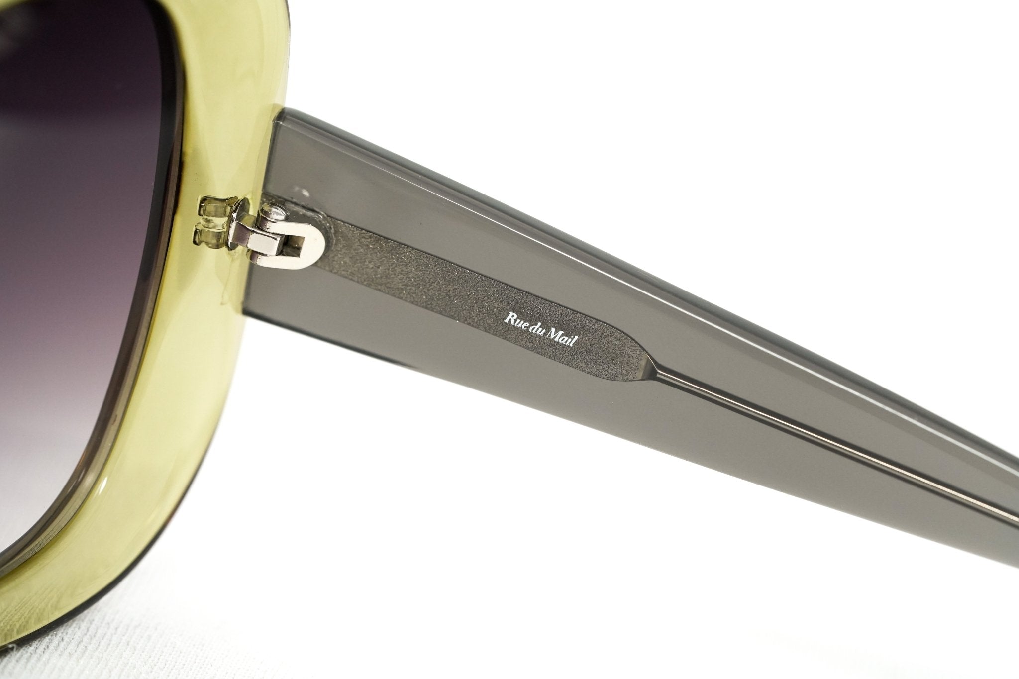 Rue De Mail Sunglasses Oversized Green Brown-GR8 Sunglasses