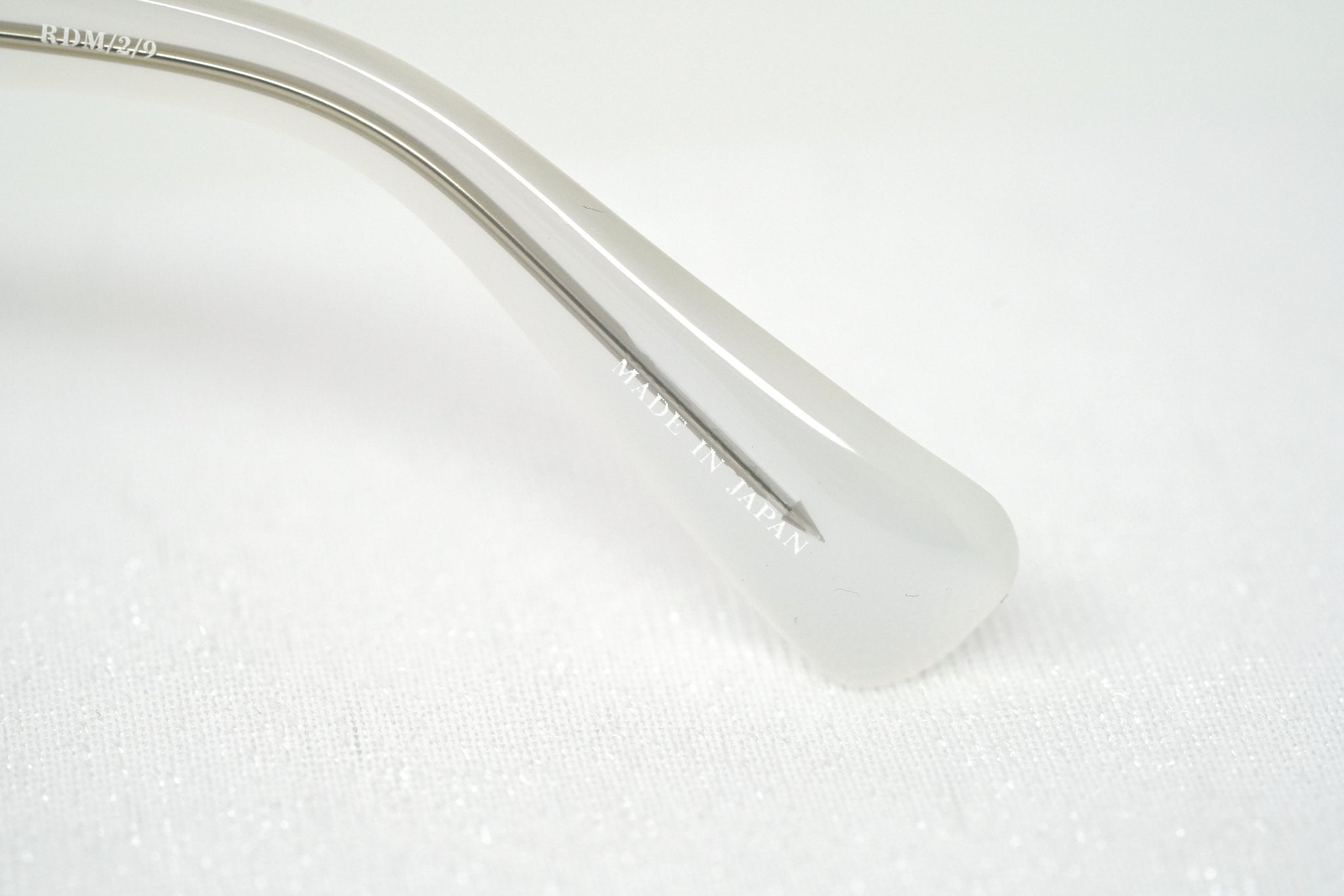 Rue De Mail Sunglasses Oversized Purple and White-GR8 Sunglasses