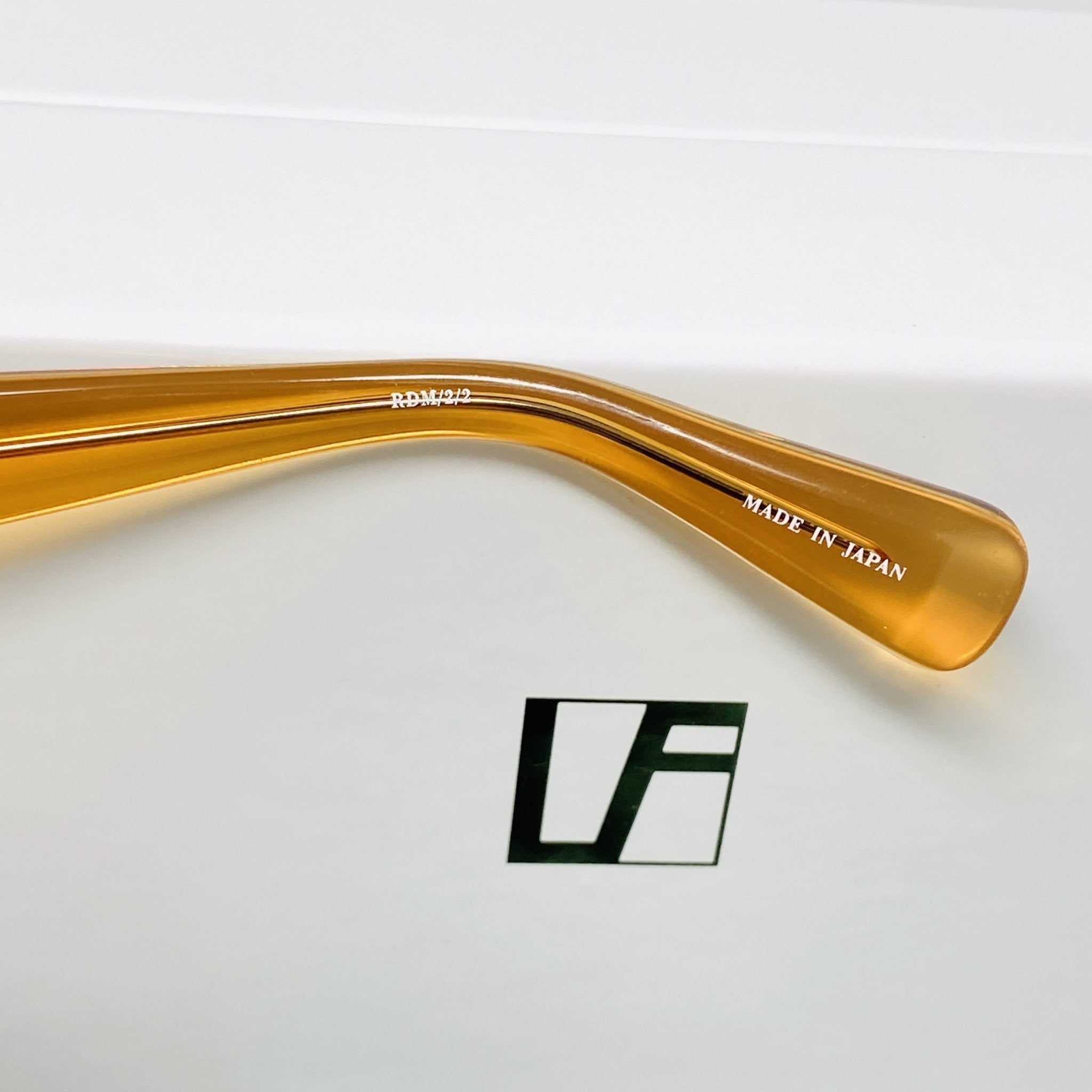 Rue De Mail Sunglasses Oversized Black-GR8 Sunglasses