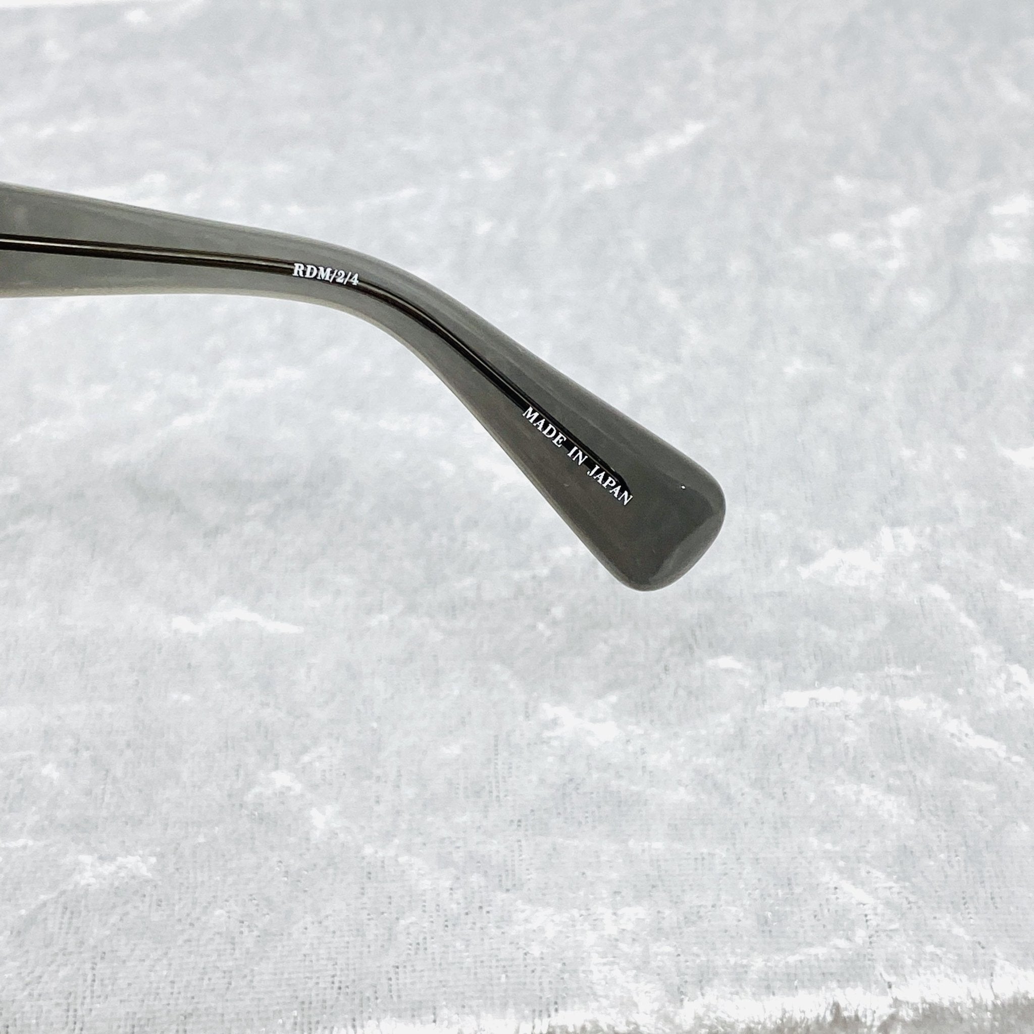 Rue De Mail Sunglasses Oversized Red and Grey-GR8 Sunglasses