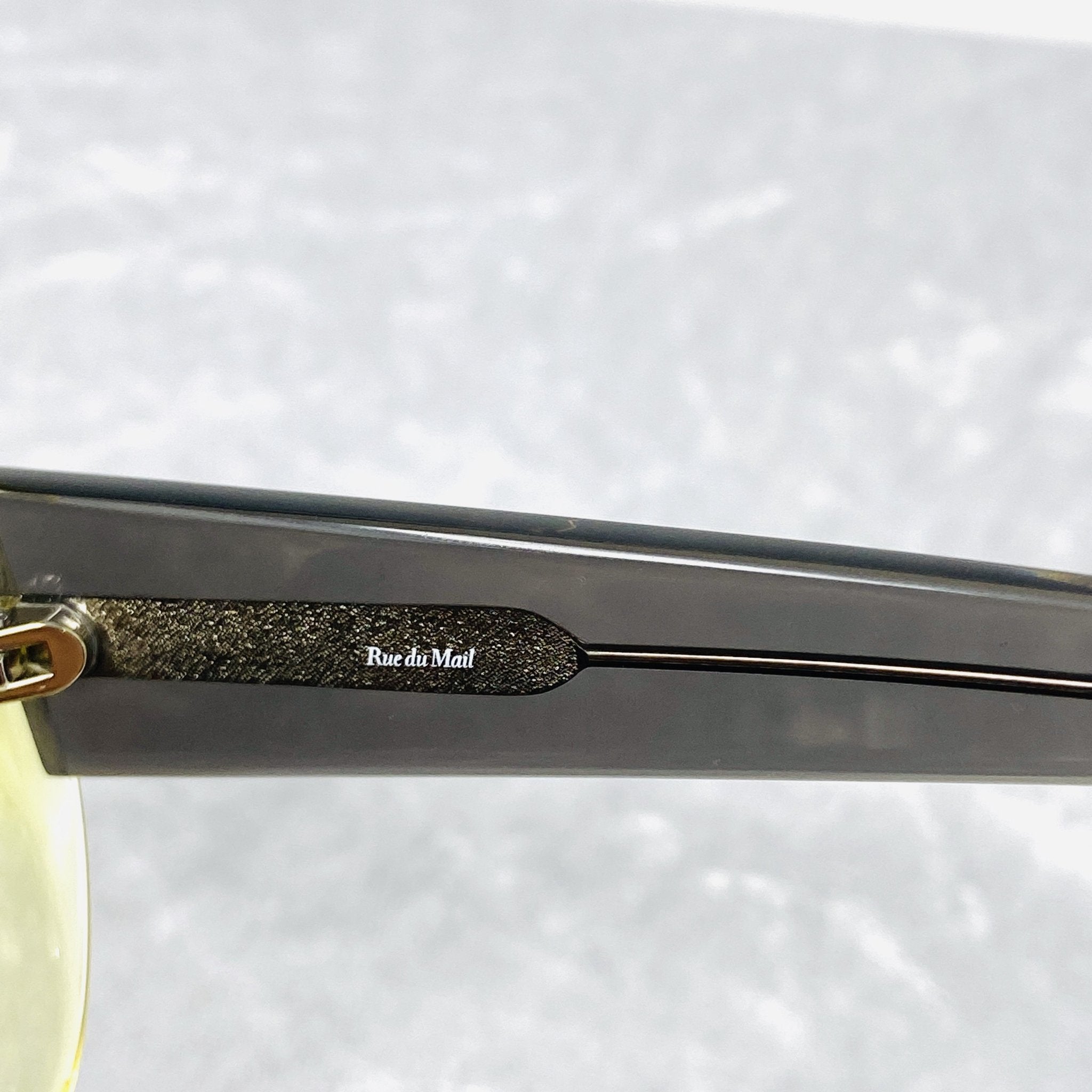 Rue De Mail Sunglasses Oversized Yellow and Grey-GR8 Sunglasses