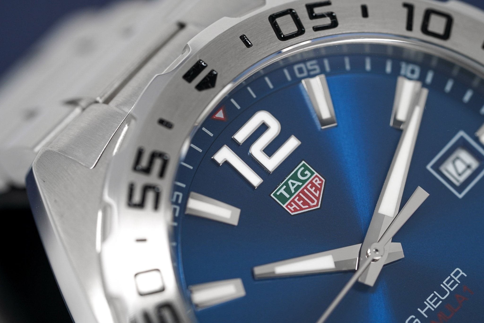 Tag Heuer Watch Quartz FORMULA 1 Blue WAZ1118.BA0875-GR8 Sunglasses