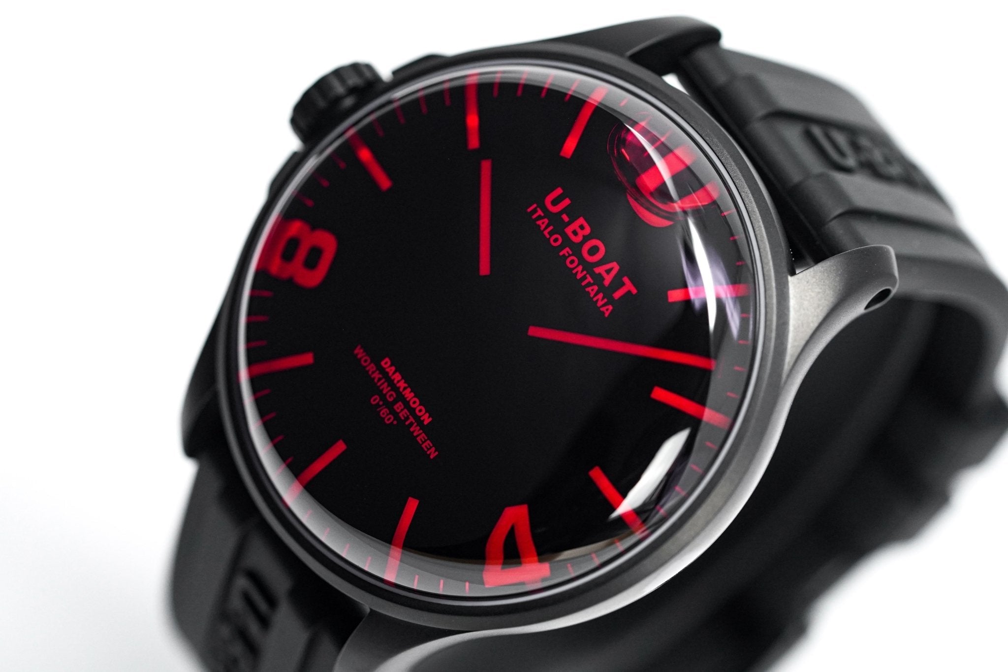 U-Boat Darkmoon 44 Red Sapphire IP Black - 2021 EDITION 8466/B - Watches & Crystals