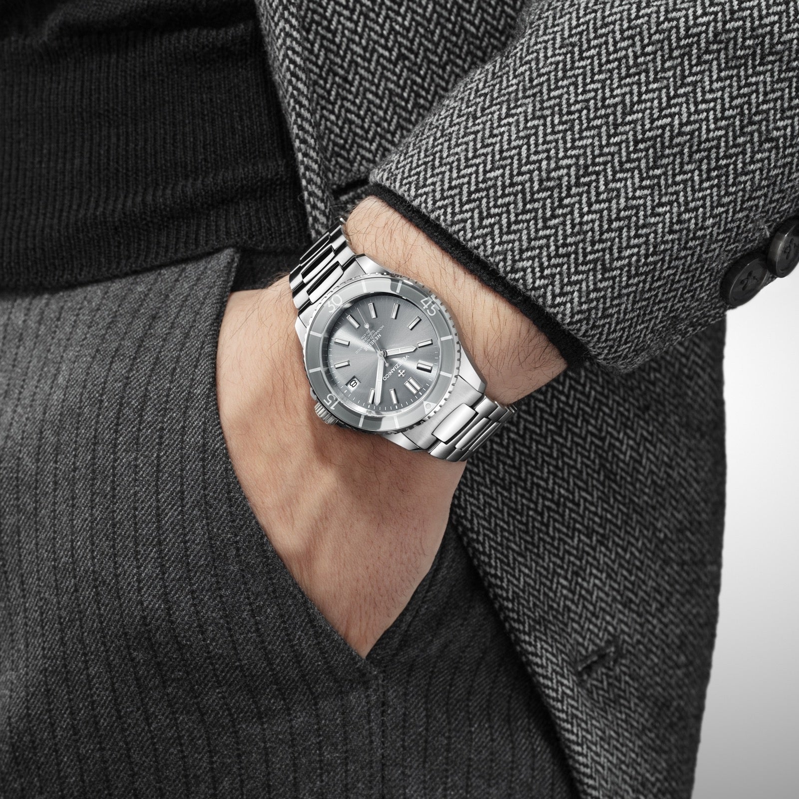 Venezianico Automatic Watch Nereide 39 Canova Bracelet Grey 3121505C-GR8 Sunglasses