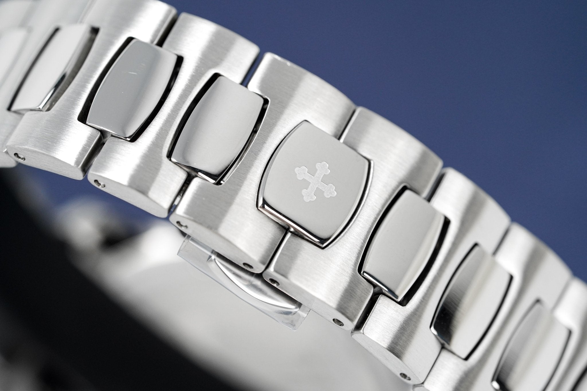 Venezianico Automatic Watch Nereide Canova Bracelet Black 3321504C-GR8 Sunglasses