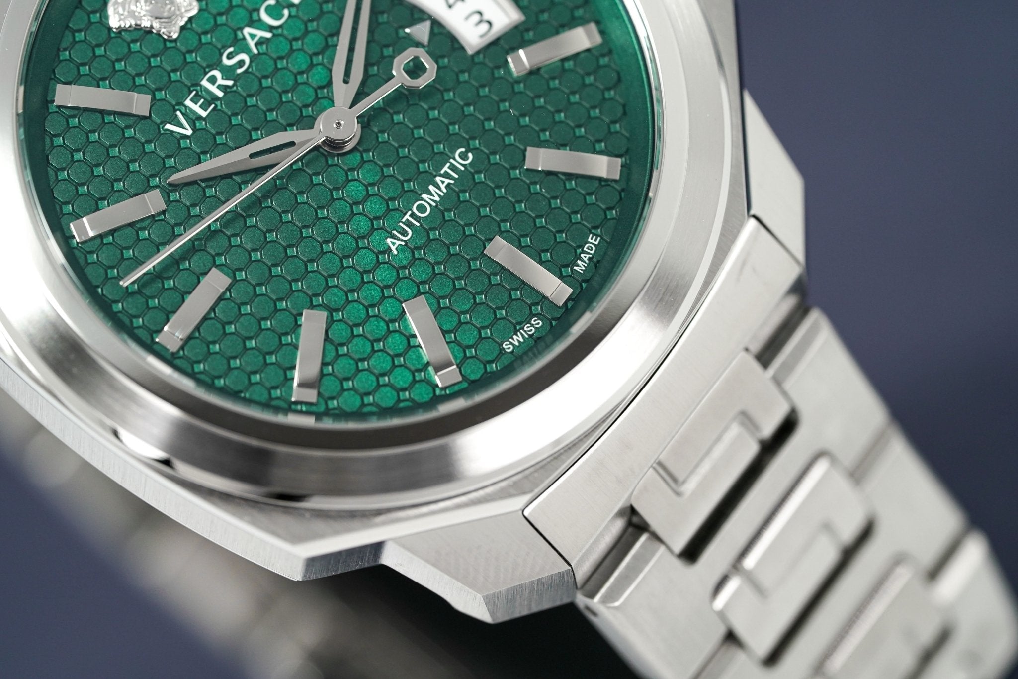 Versace Men's Watch Dylos Green VEAG00122-GR8 Sunglasses