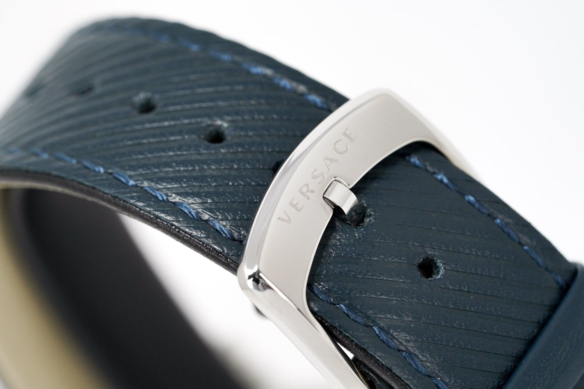 Versace Men's Watch V-Circle Small Seconds Blue VBQ010017-GR8 Sunglasses