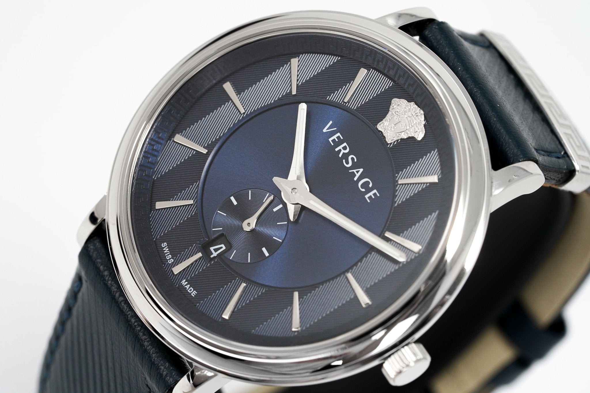 Versace Men's Watch V-Circle Small Seconds Blue VBQ010017-GR8 Sunglasses