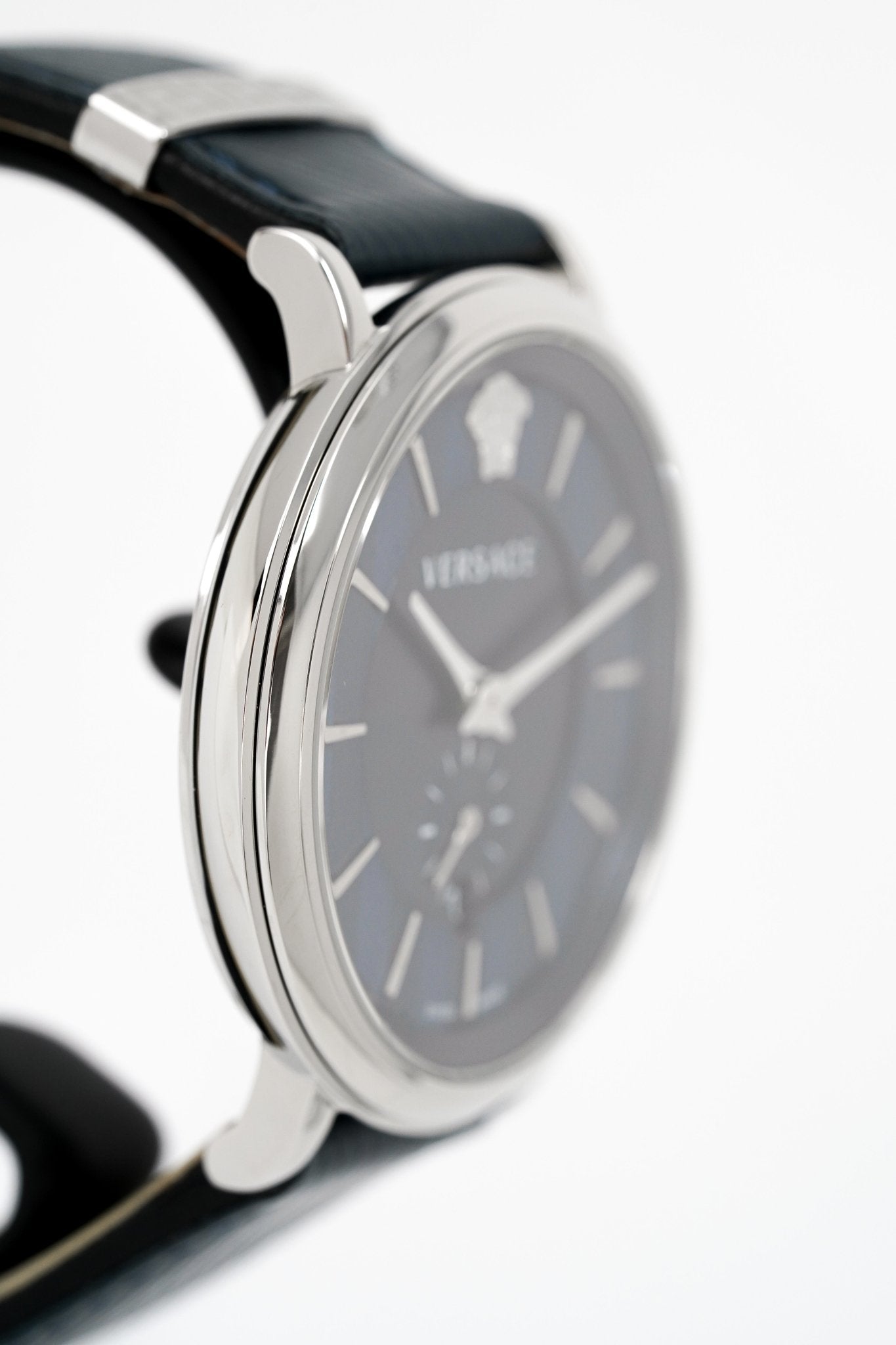 Versace Men's Watch V-Circle Small Seconds Blue VBQ010017-GR8 Sunglasses