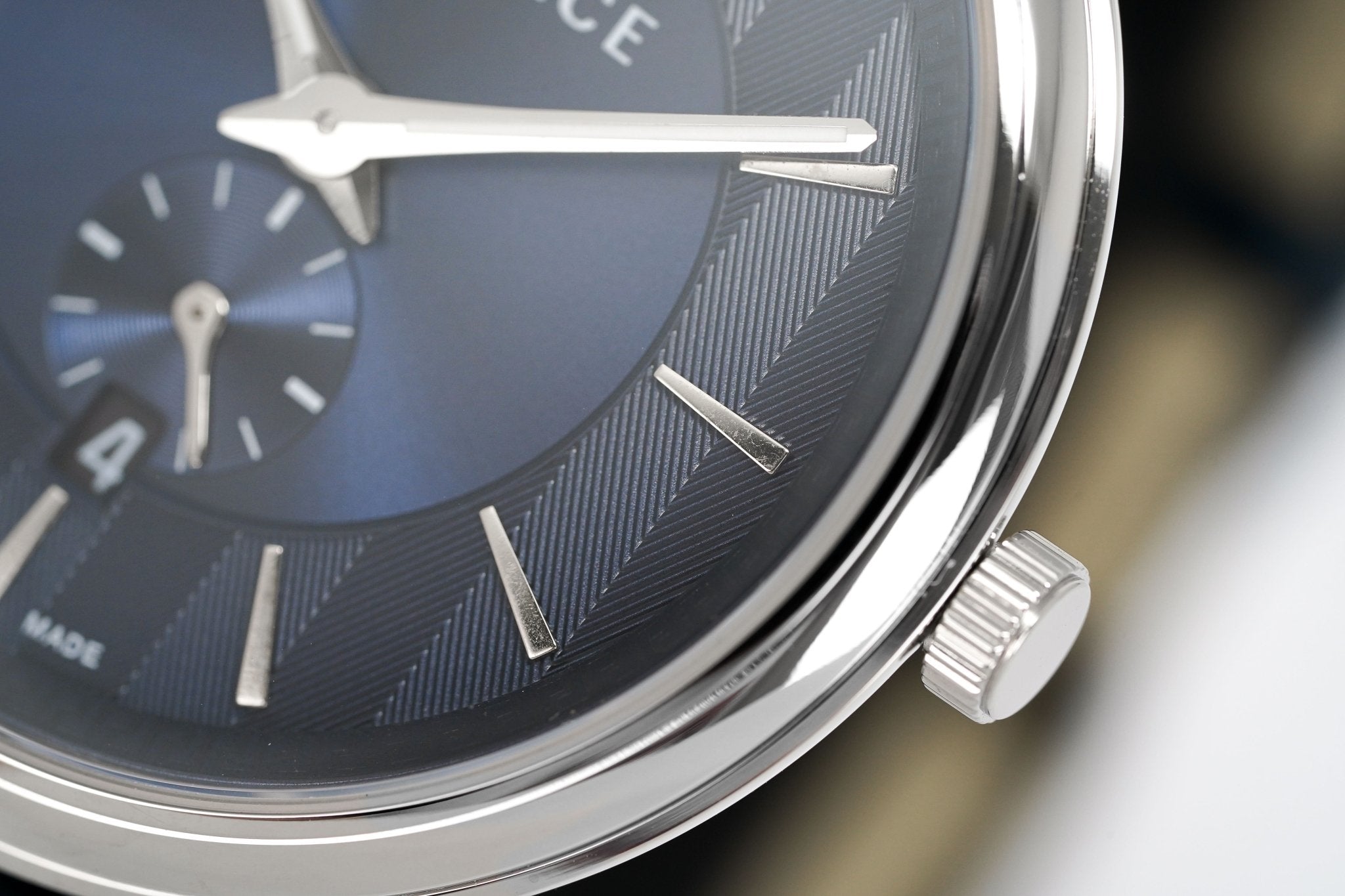 Versace Men's Watch V-Circle Small Seconds Blue VBQ010017-GR8 Sunglasses