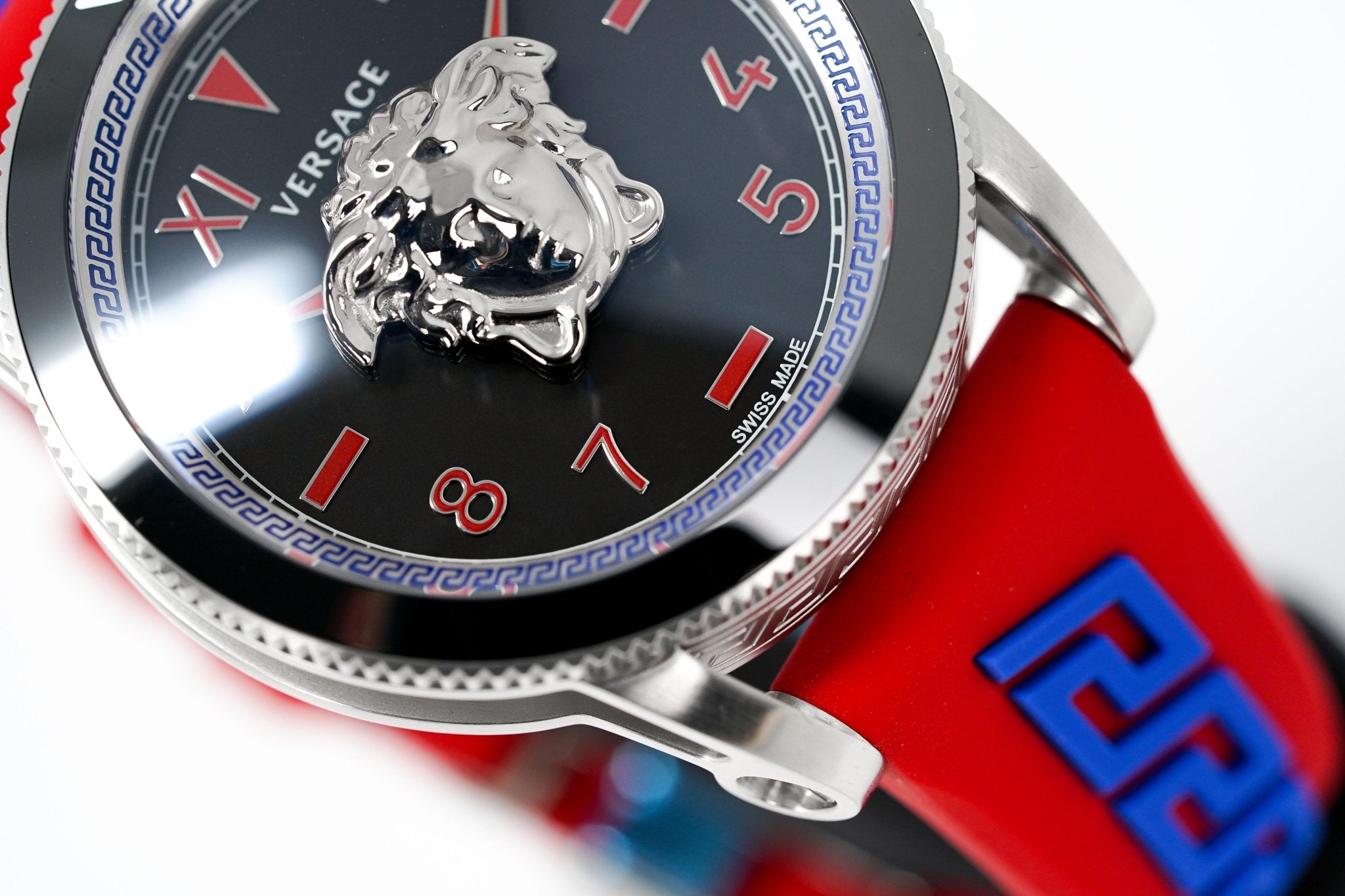 Versace Men's Watch V-Palazzo Red VE2V00622-GR8 Sunglasses