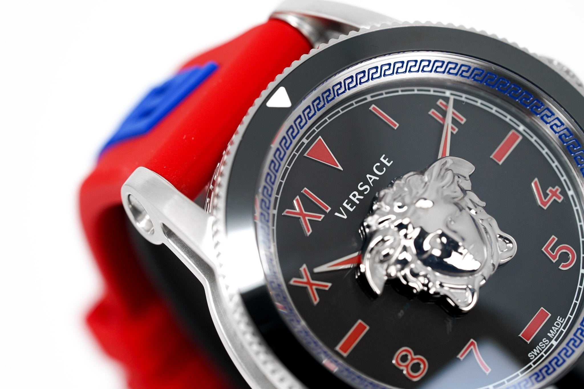 Versace Men's Watch V-Palazzo Red VE2V00622-GR8 Sunglasses