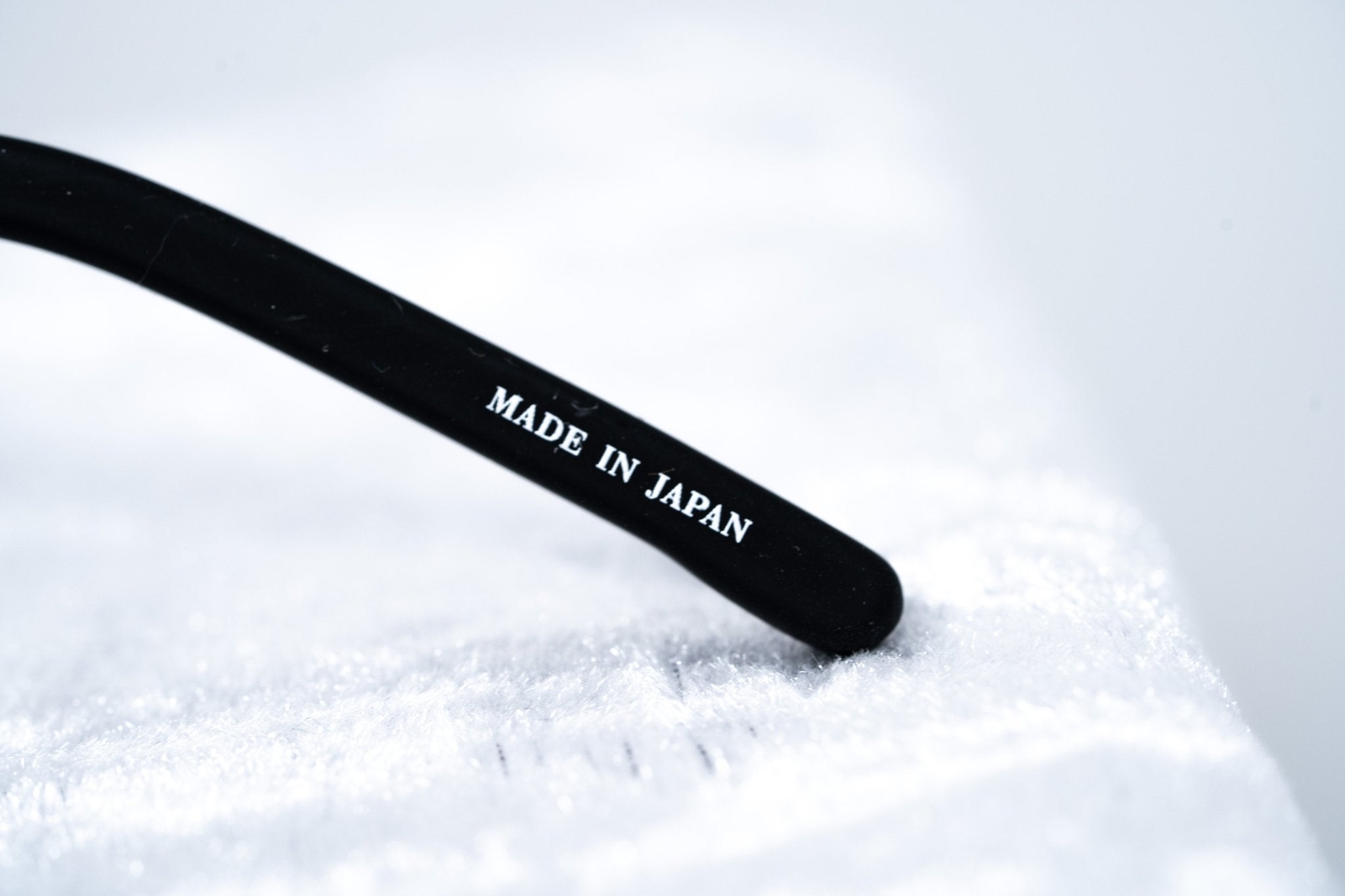 Yohji Yamamoto Sunglasses Silver and Grey YY10ROCKERC1SUN-GR8 Sunglasses