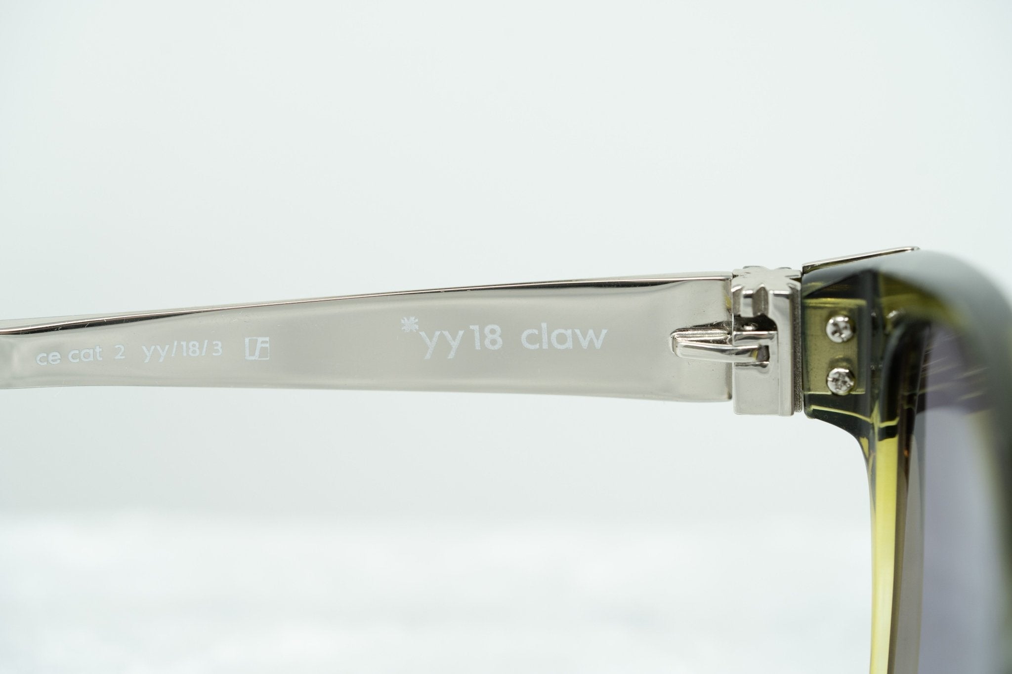 Yohji Yamamoto Sunglasses Rectangular Green and Grey-GR8 Sunglasses