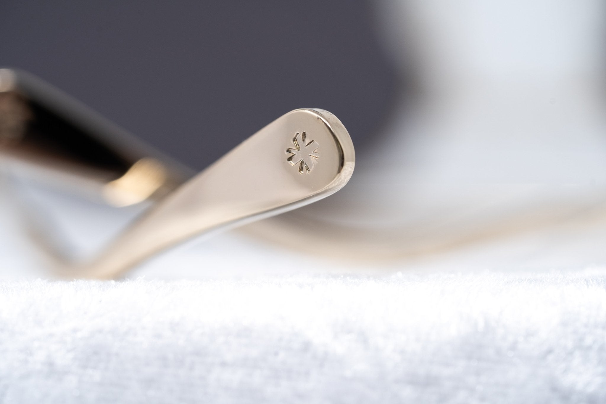 Yohji Yamamoto Sunglasses Round Gold and Grey YY12RIDERC2SUN-GR8 Sunglasses