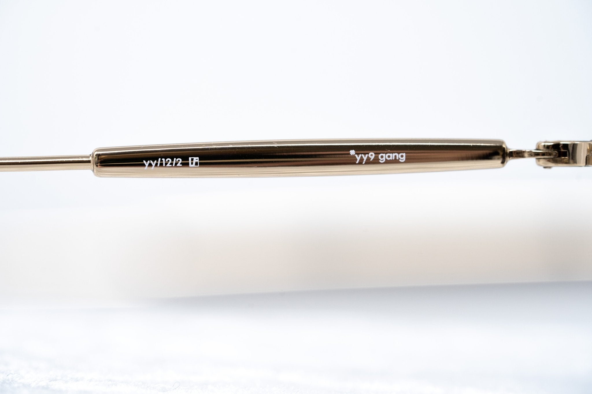 Yohji Yamamoto Sunglasses Round Gold and Grey YY12RIDERC2SUN-GR8 Sunglasses