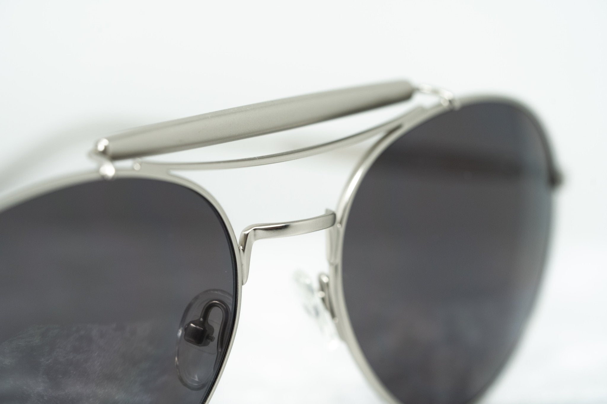 Yohji Yamamoto Sunglasses Round Silver and Grey YY12RIDERC1SUN-GR8 Sunglasses