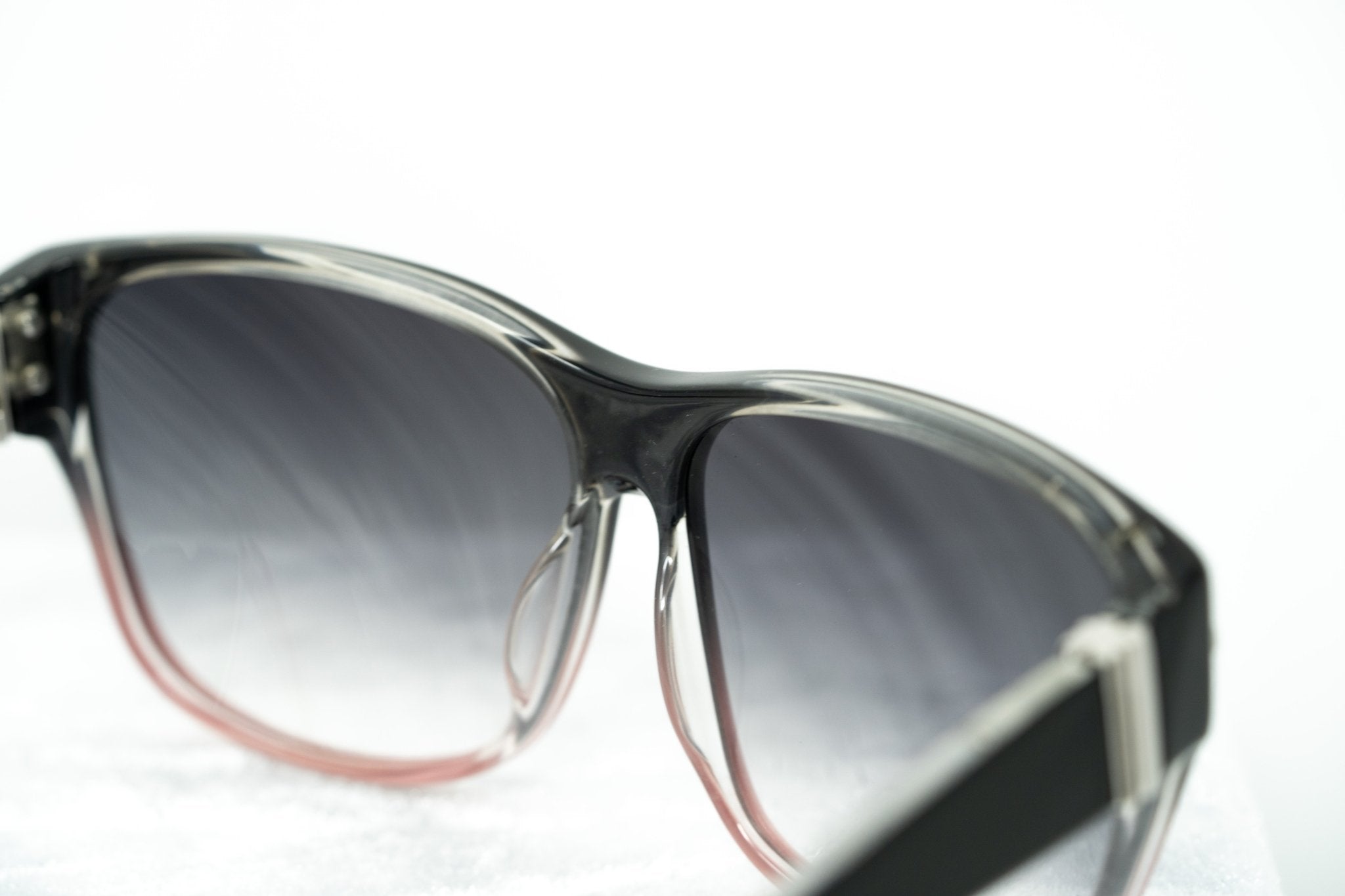 Yohji Yamamoto Unisex Sunglasses Square Black/Pink and Grey Lenses - YY15C4SUN - Watches & Crystals